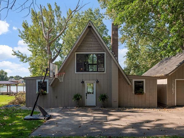 2567 W Choctaw Drive, London, OH 43140