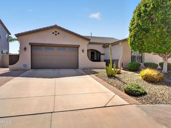 6729 S BANNING Street, Gilbert, AZ 85298