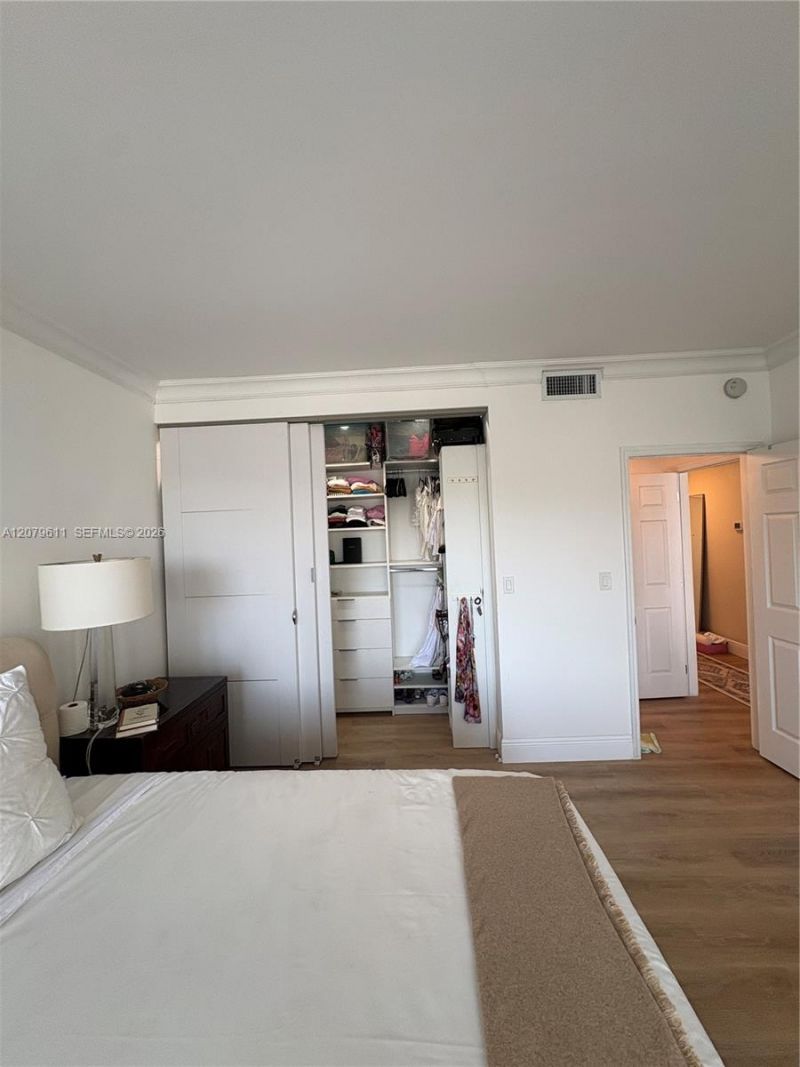 700 Biltmore Way, Unit 504, Coral Gables, FL 33134 Photo