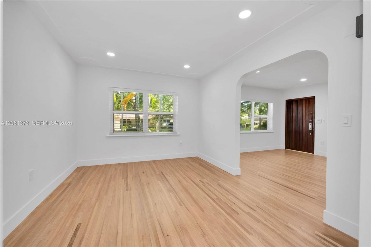 1540 Sarria Ave, Coral Gables, FL 33146 Photo
