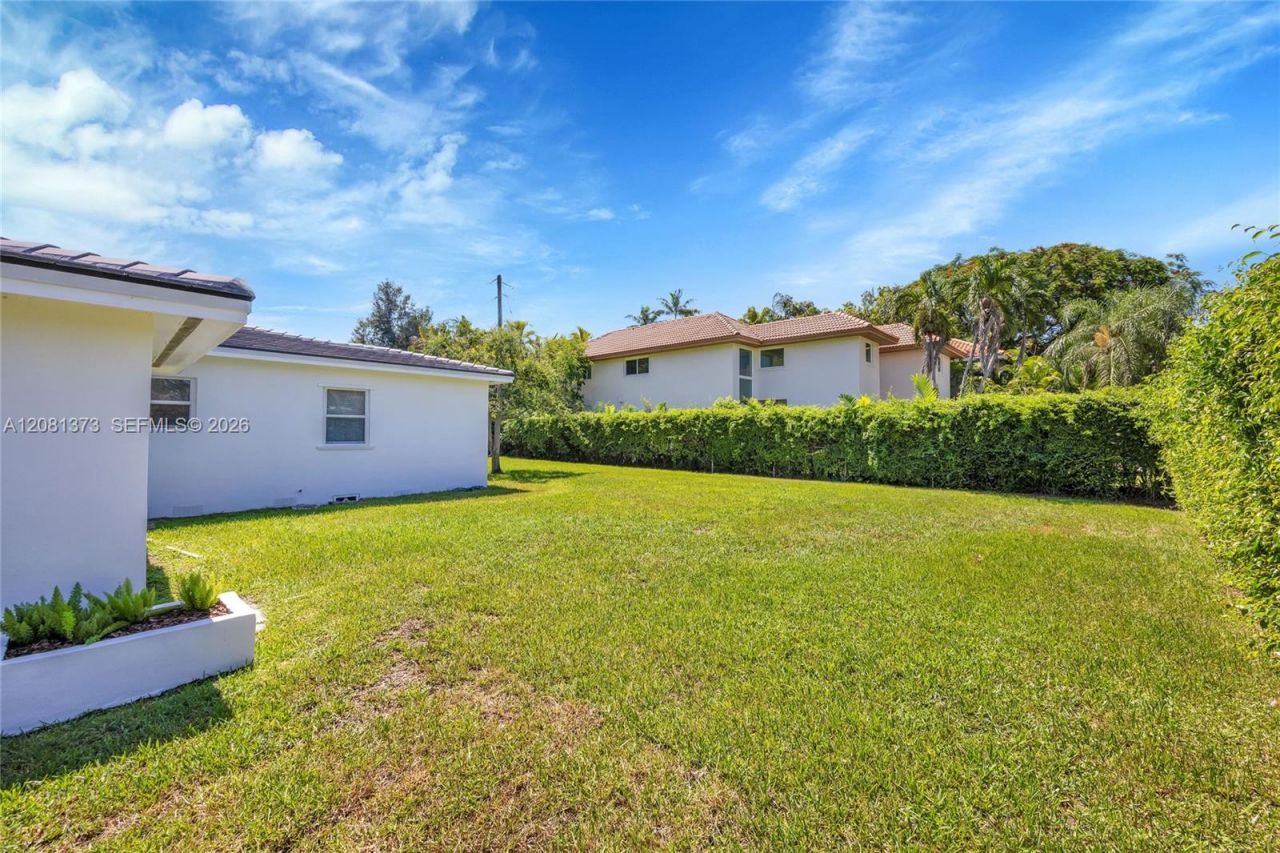 1540 Sarria Ave, Coral Gables, FL 33146 Photo
