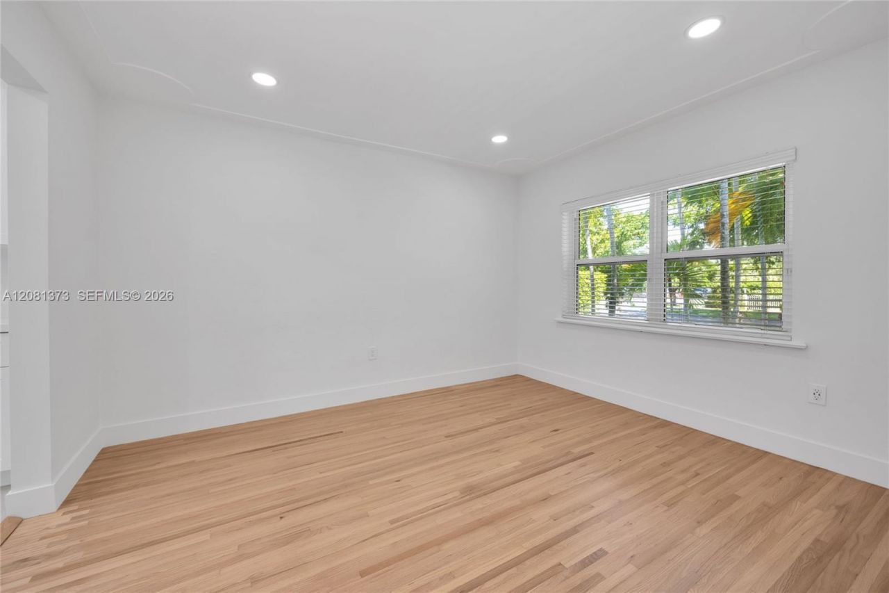 1540 Sarria Ave, Coral Gables, FL 33146 Photo