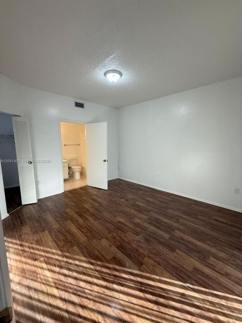 2550 SW 18th Ter, Unit 1807, Fort Lauderdale, FL 33315 Photo