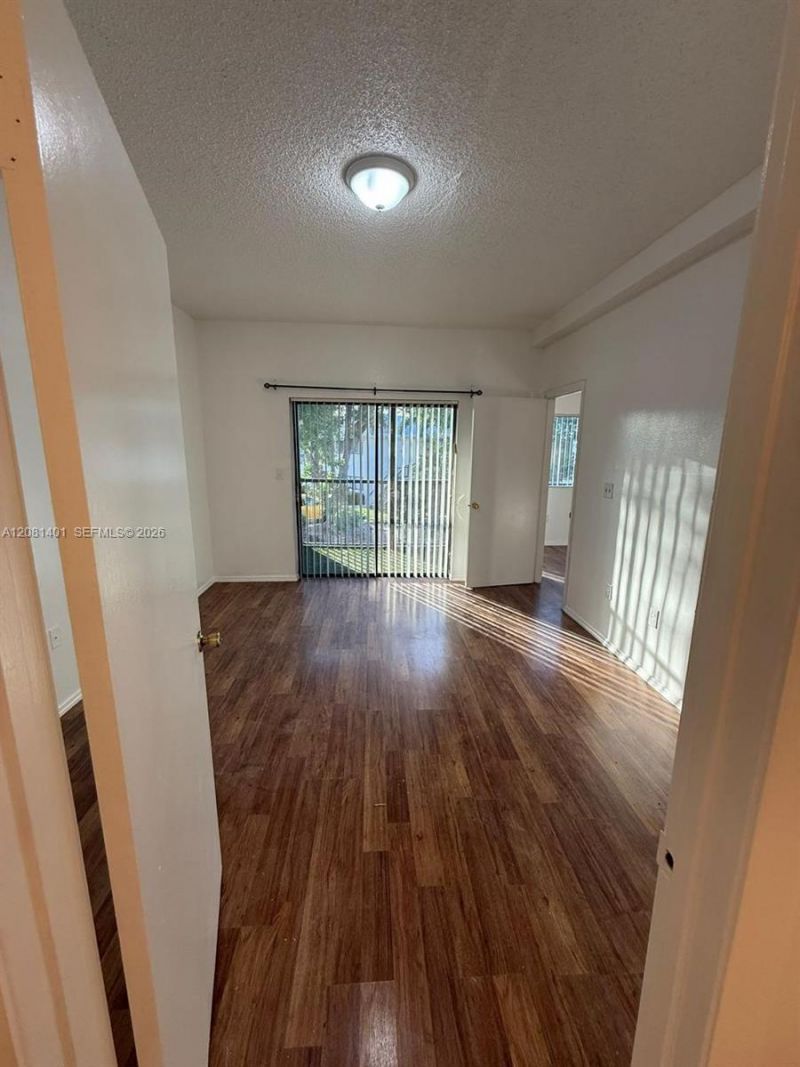 2550 SW 18th Ter, Unit 1807, Fort Lauderdale, FL 33315 Photo