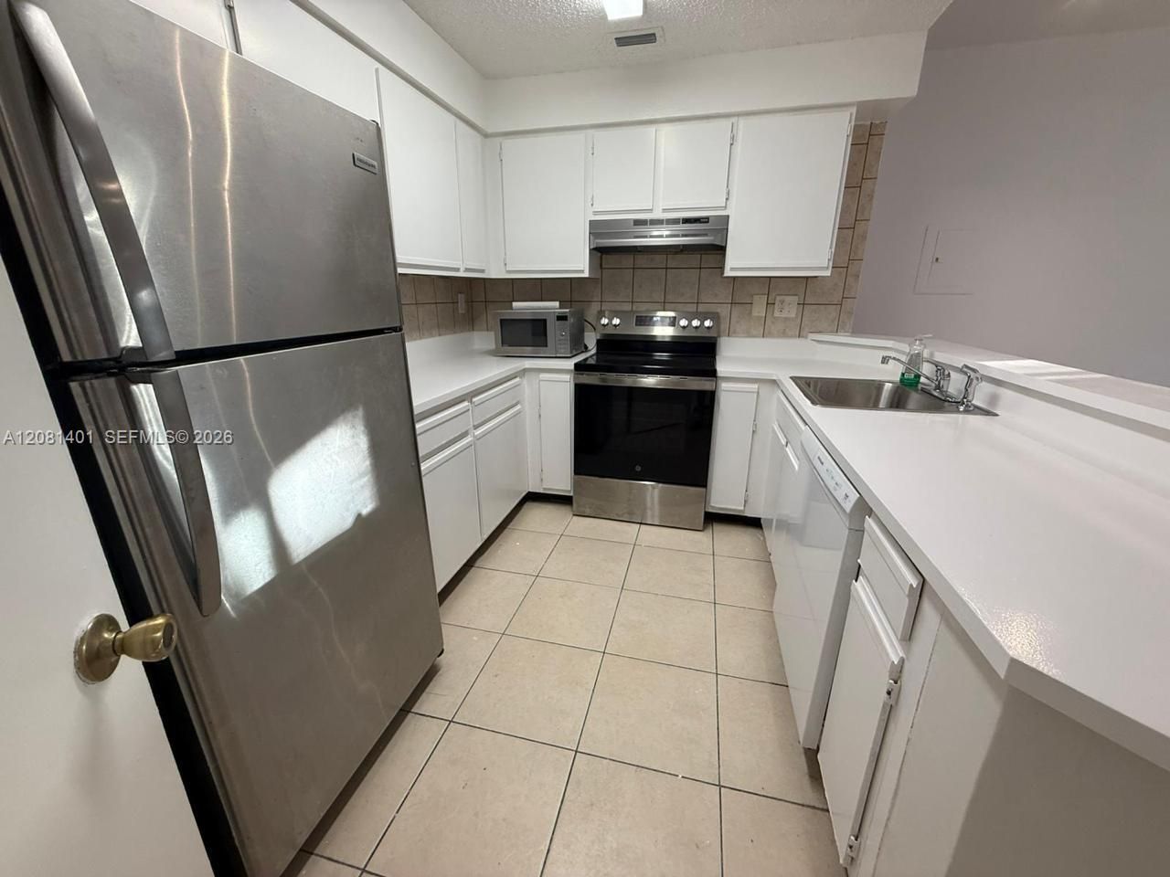 2550 SW 18th Ter, Unit 1807, Fort Lauderdale, FL 33315 Photo