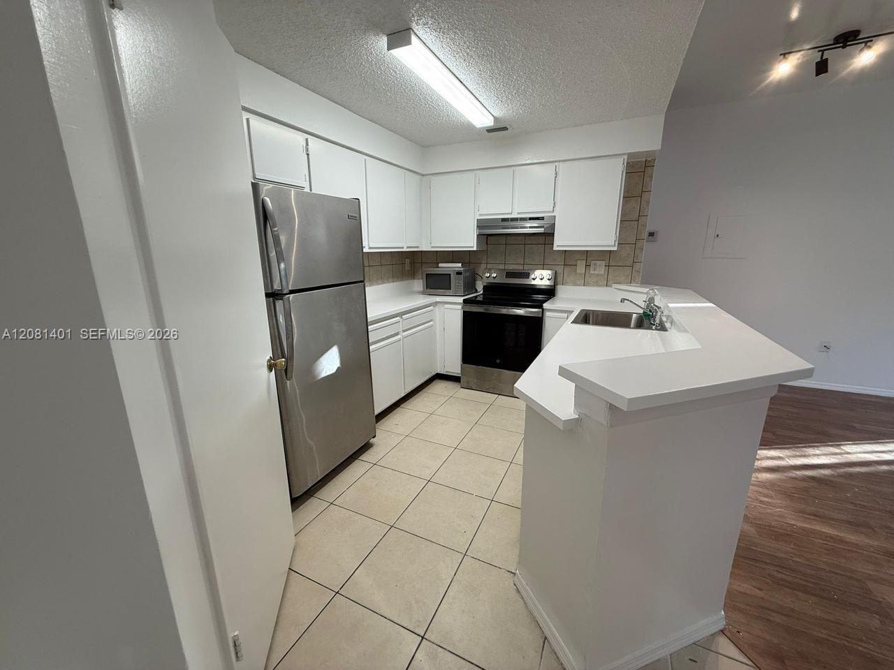 2550 SW 18th Ter, Unit 1807, Fort Lauderdale, FL 33315 Photo