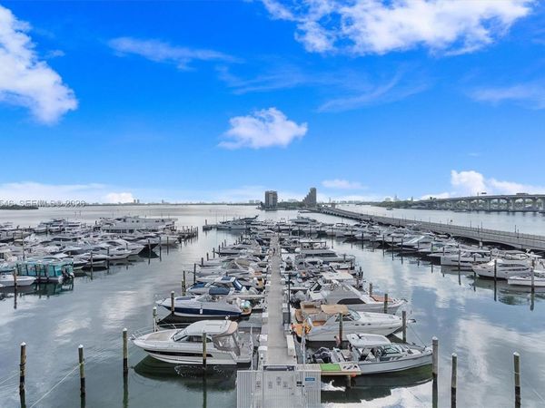555 NE 15th St , Unit 515, Miami, FL 33132