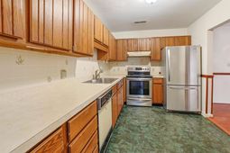 287 Kings River Rd. photo 4