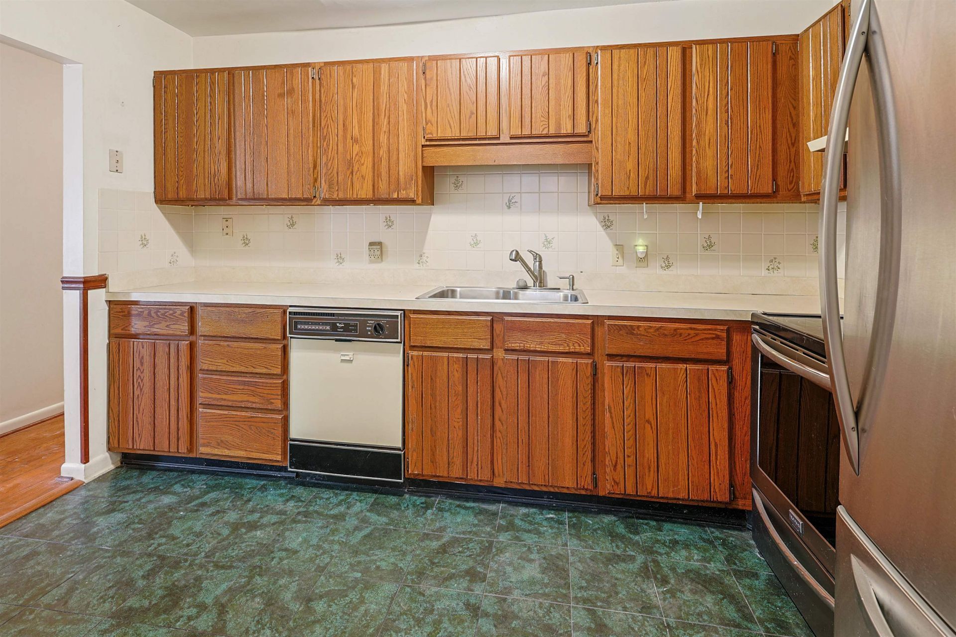 287 Kings River Rd. Photo 6