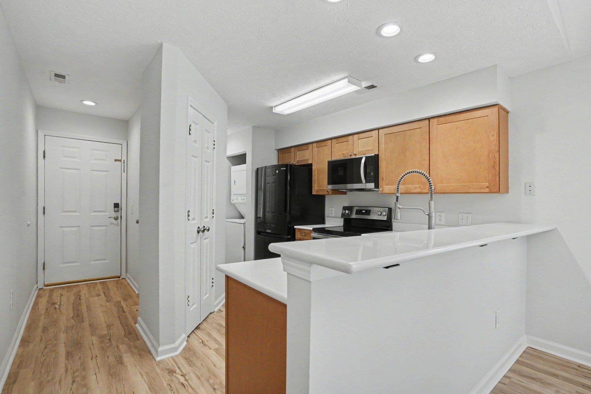 529 White River Dr. Photo 8