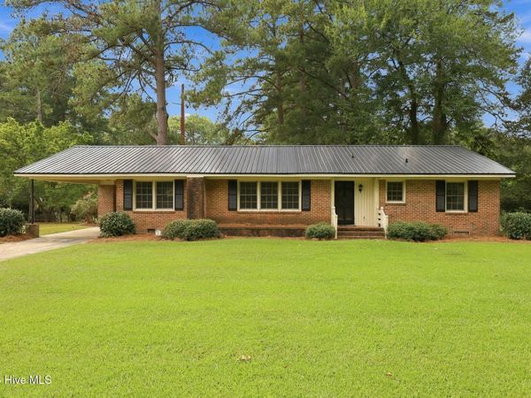 405 S Broad Street, Robersonville, NC 27871