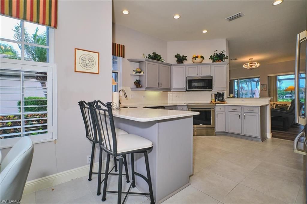 9203 Willowcrest Ct, Fort Myers, FL 33908 Photo