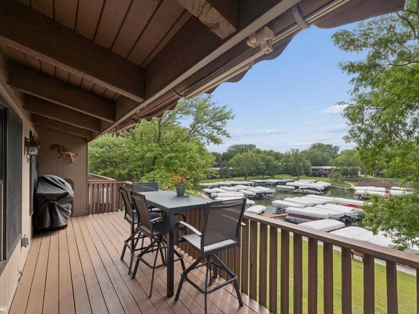 2700 N Shore Drive, Unit M27A, Clear Lake, IA 50428