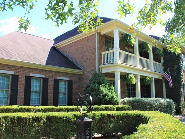 9003 Turfway Bend Drive , Powell, OH 43065