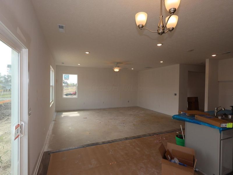 1023 Dawsons Drive, Hebron, OH 43025 Photo 6