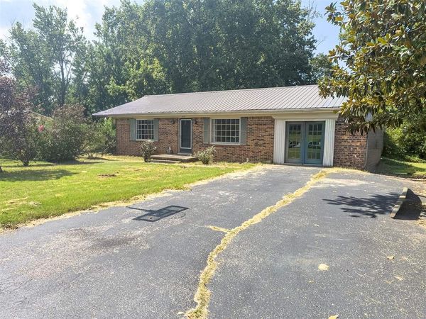 214 Simmental Lane , Glasgow, KY 42141