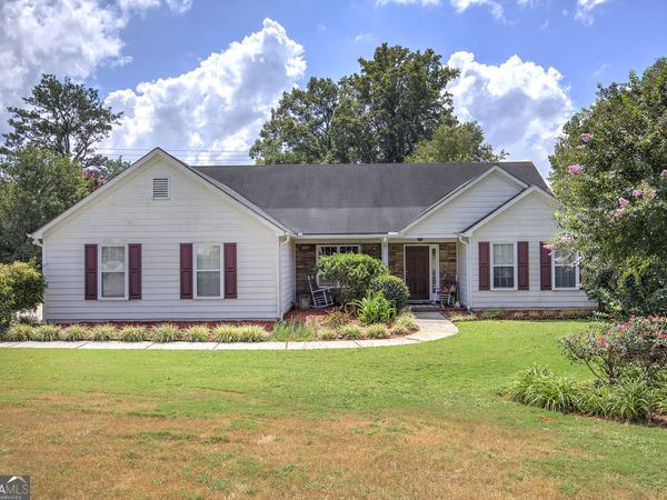494 Beranda Circle, Douglasville, GA 30134