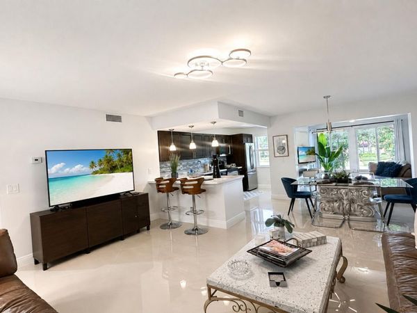34 Colonial Club Drive, Unit 202, Boynton Beach, FL 33435