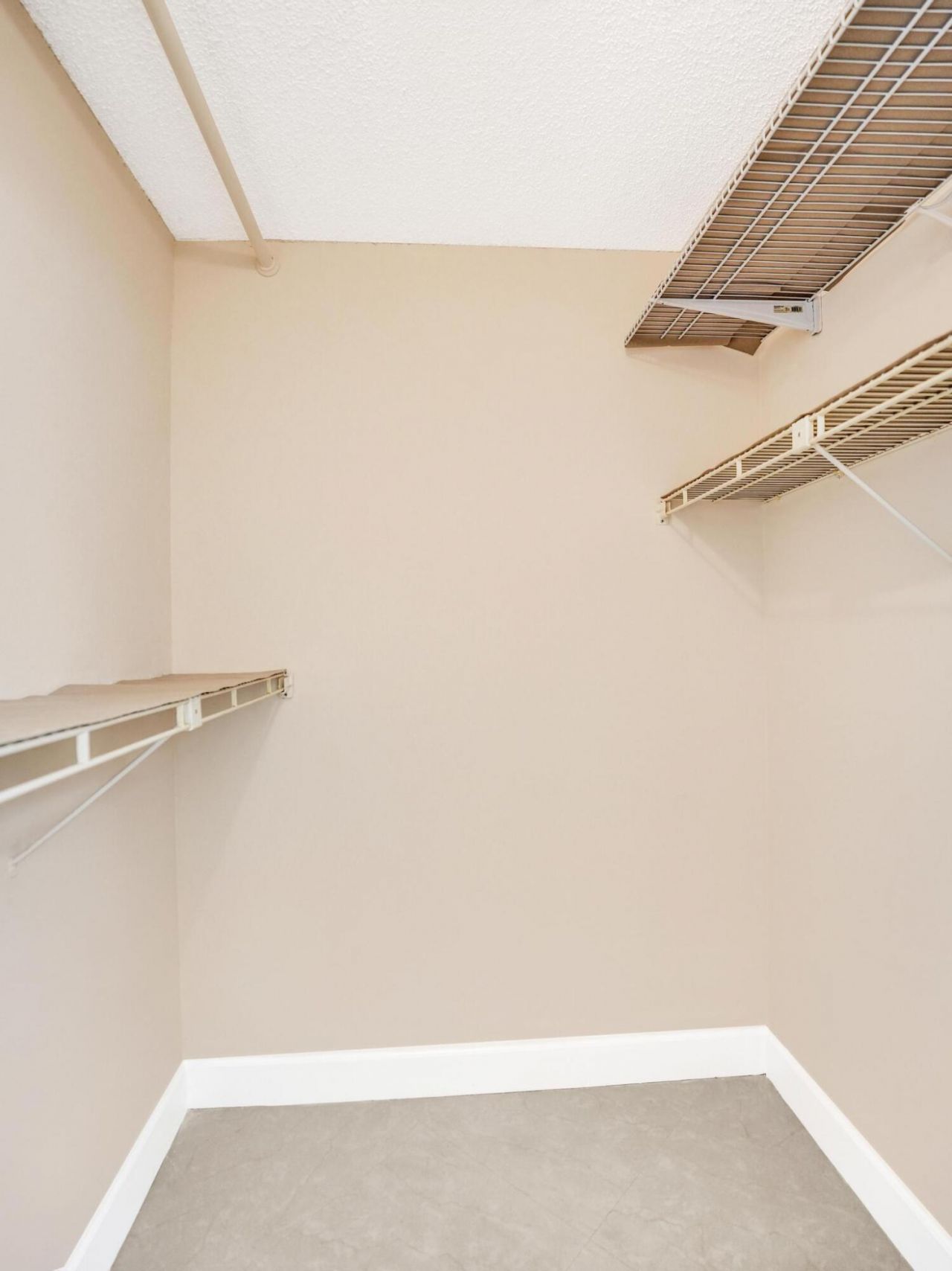 9480 Tangerine Place, Unit 402, Davie, FL 33324 Photo