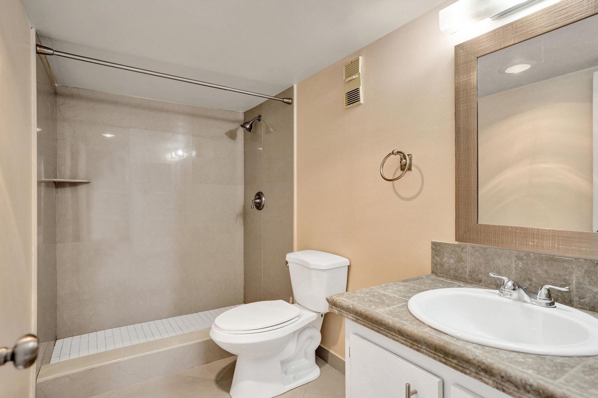 9480 Tangerine Place, Unit 402, Davie, FL 33324 Photo