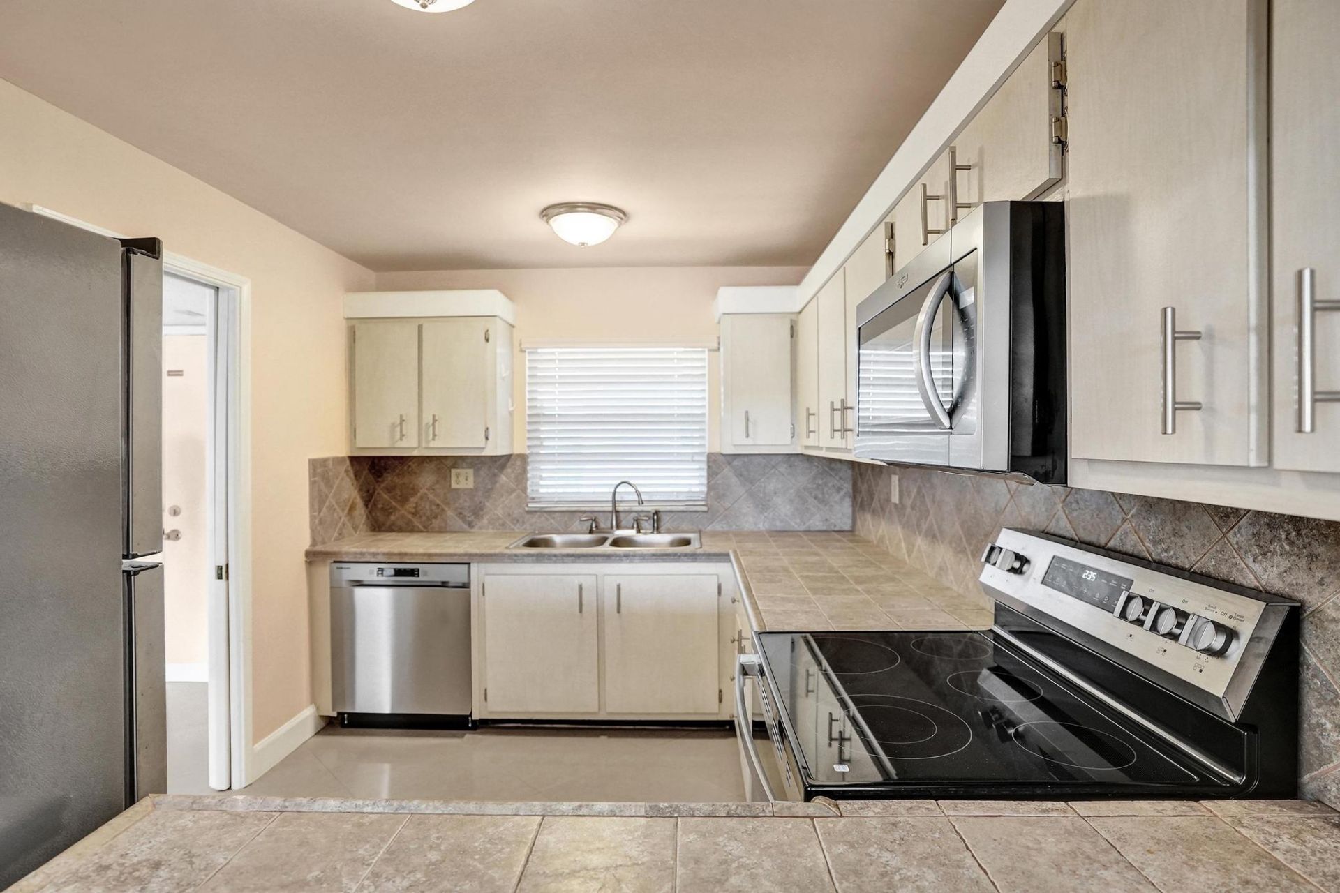 9480 Tangerine Place, Unit 402, Davie, FL 33324 Photo