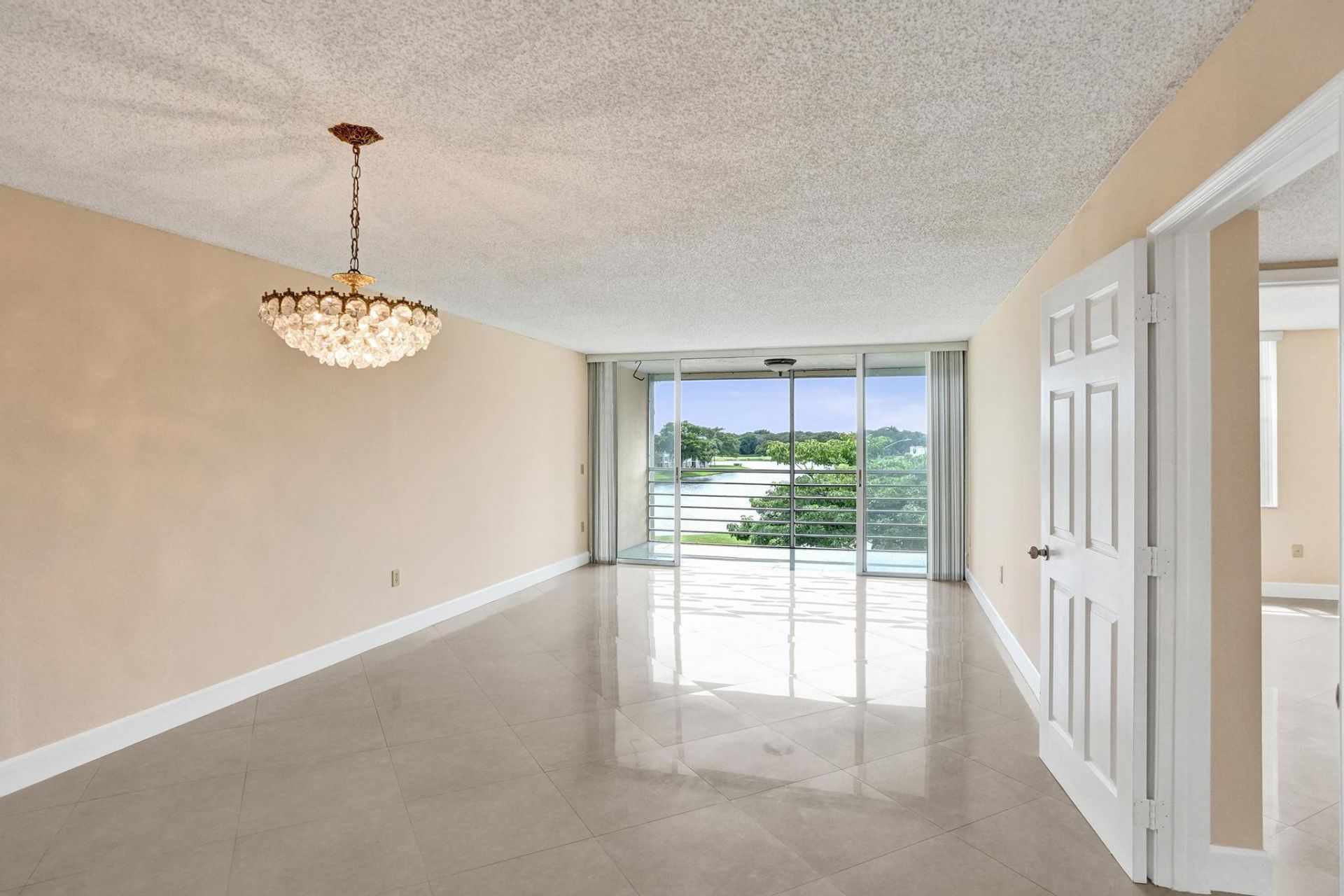 9480 Tangerine Place, Unit 402, Davie, FL 33324 Photo