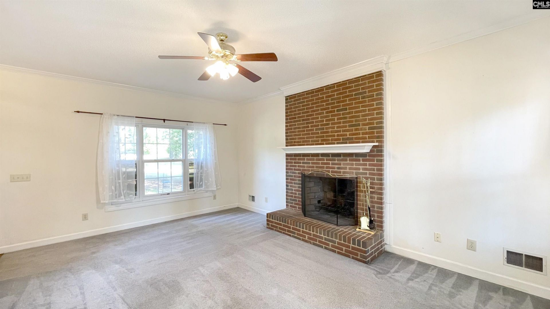 143 King Charles Road  Photo 4