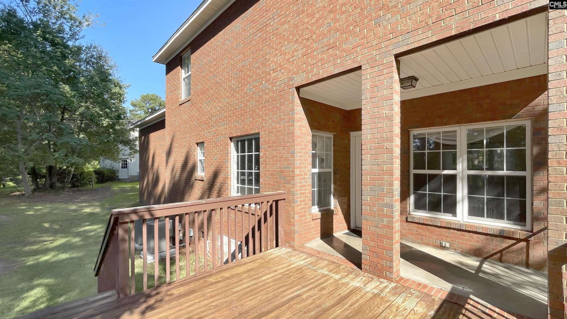 143 King Charles Road  Photo 41