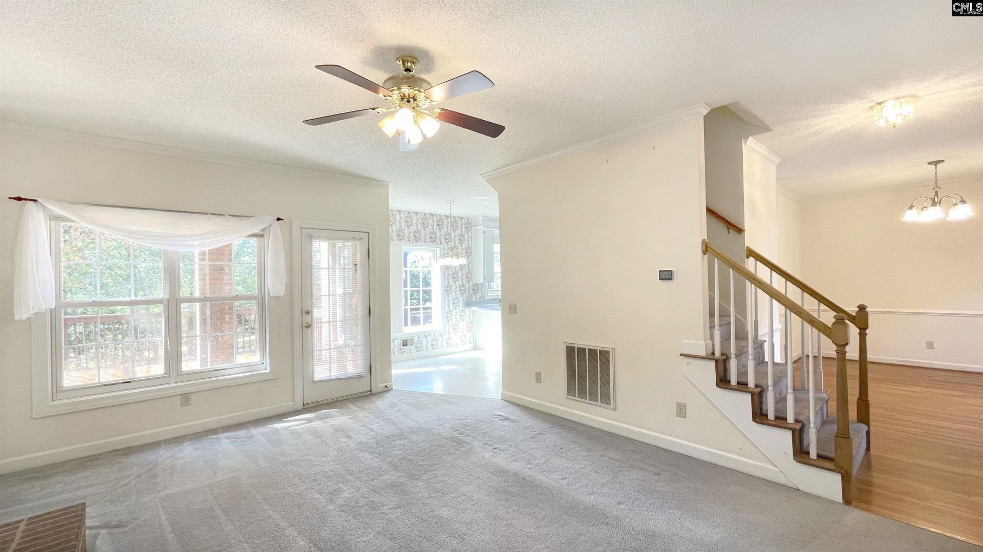 143 King Charles Road  Photo 6