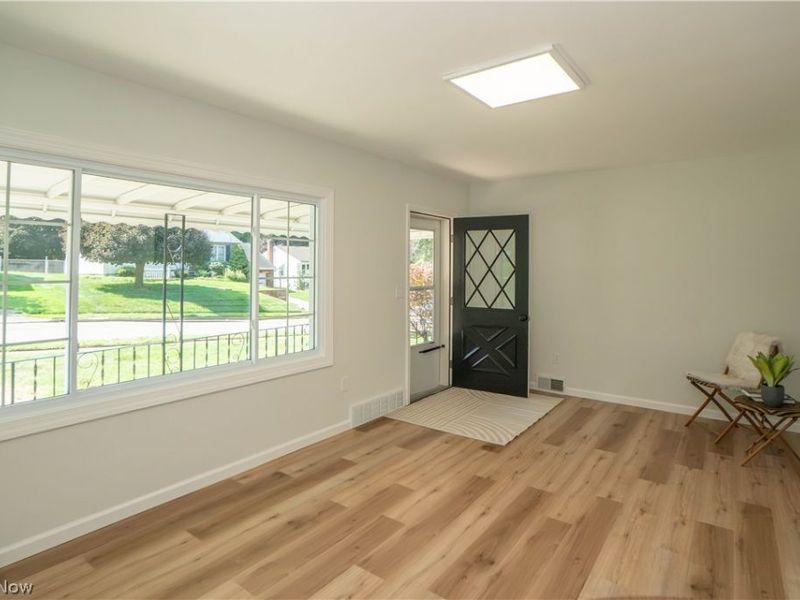 359 Lincoln Avenue, Barberton, OH 44203 Photo 3