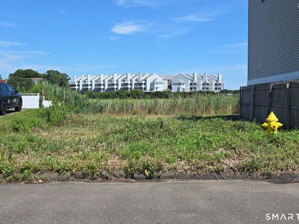 53 1st , East Haven, CT 06512