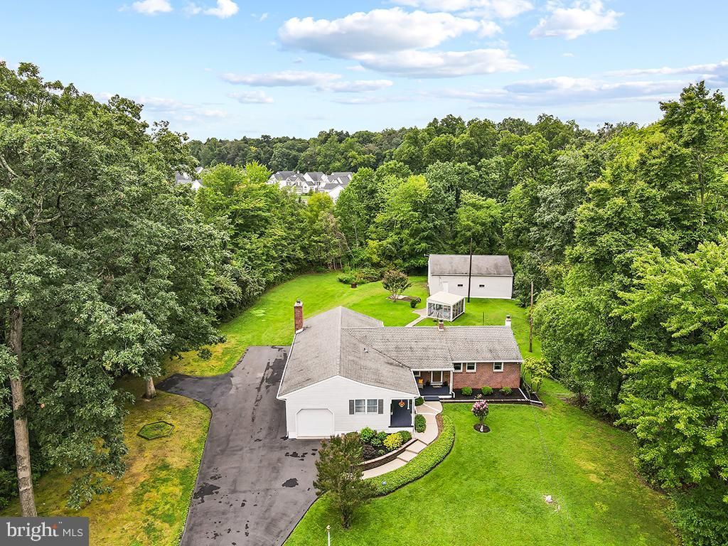 929 CREAMERY ROAD , NEWTOWN, PA 18940