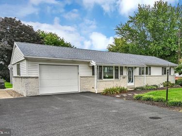 1719 GRACE AVENUE, LEBANON, PA 17046