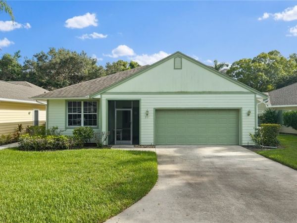 351 Garden Grove Parkway, Vero Beach, FL 32962