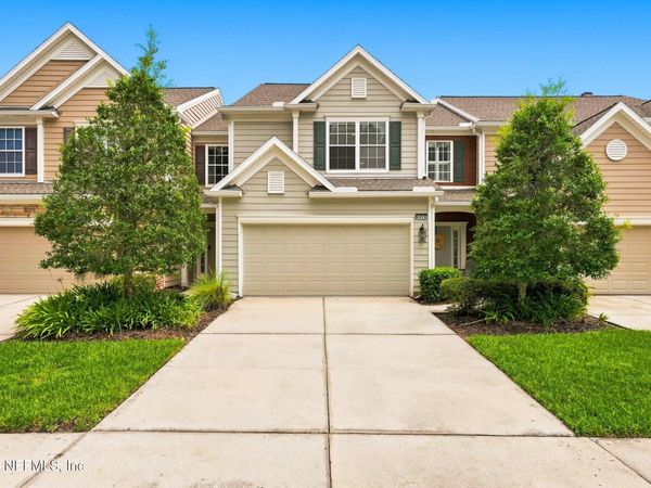 4050 LIONHEART DR Drive, Jacksonville, FL 32216