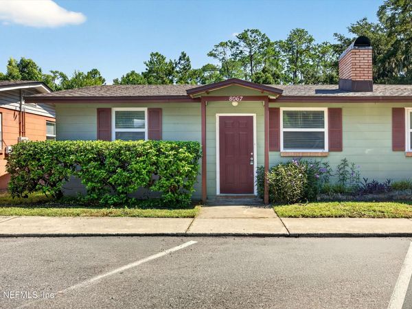 8067 PARENTAL Circle, Jacksonville, FL 32216