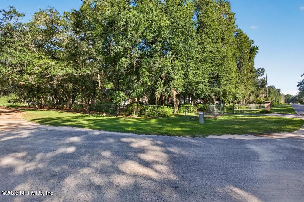 305 S Fillmore Avenue, Interlachen, FL 32148 Photo