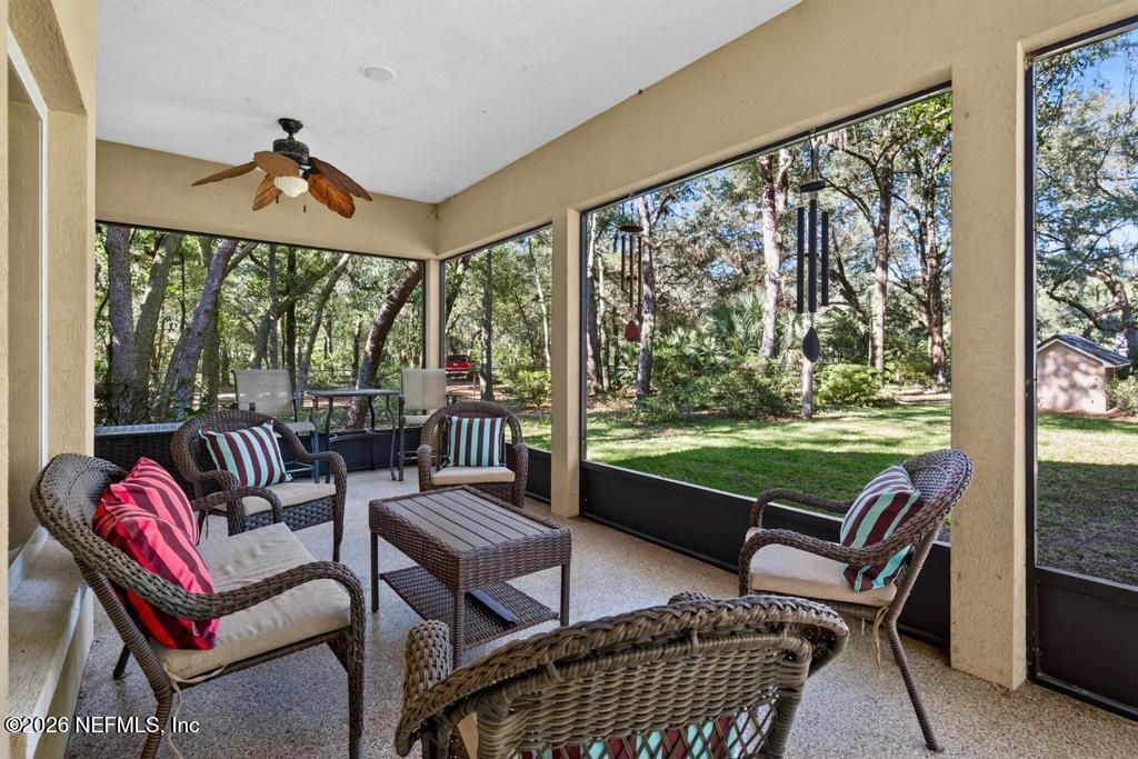305 S Fillmore Avenue, Interlachen, FL 32148 Photo