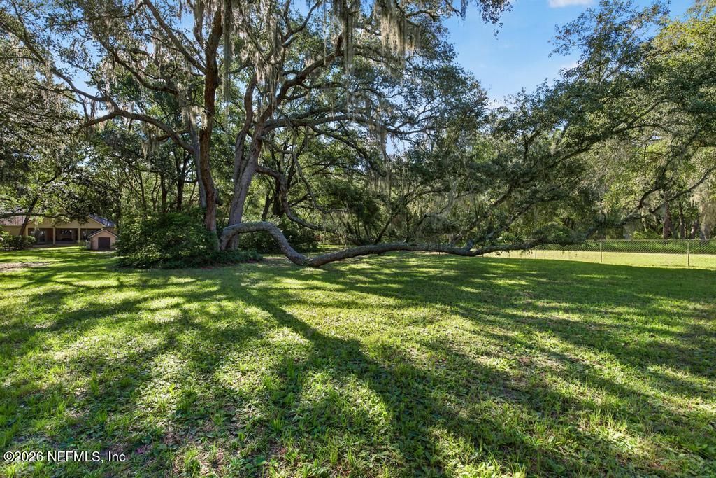 305 S Fillmore Avenue, Interlachen, FL 32148 Photo