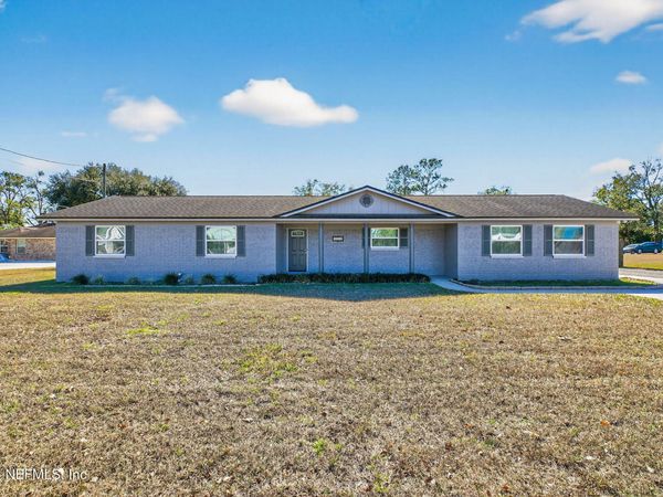 8294 COLLINS Road, Jacksonville, FL 32244