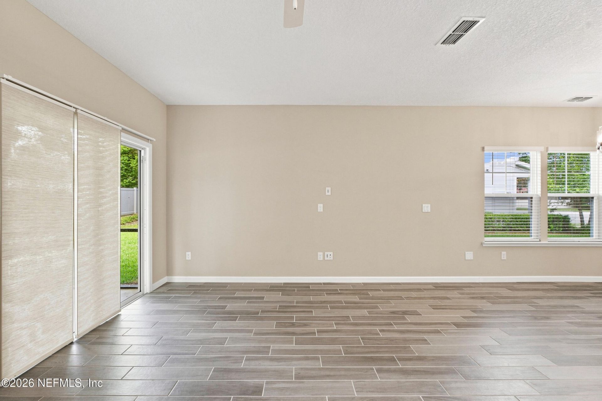 1687 Pottsburg Point Drive, Jacksonville, FL 32207 Photo