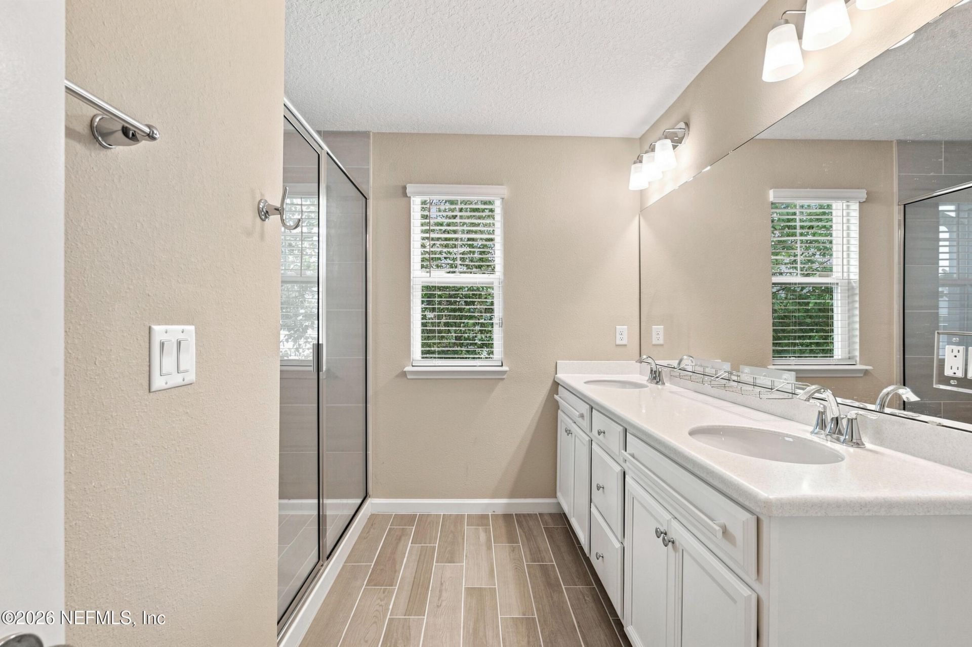 1687 Pottsburg Point Drive, Jacksonville, FL 32207 Photo