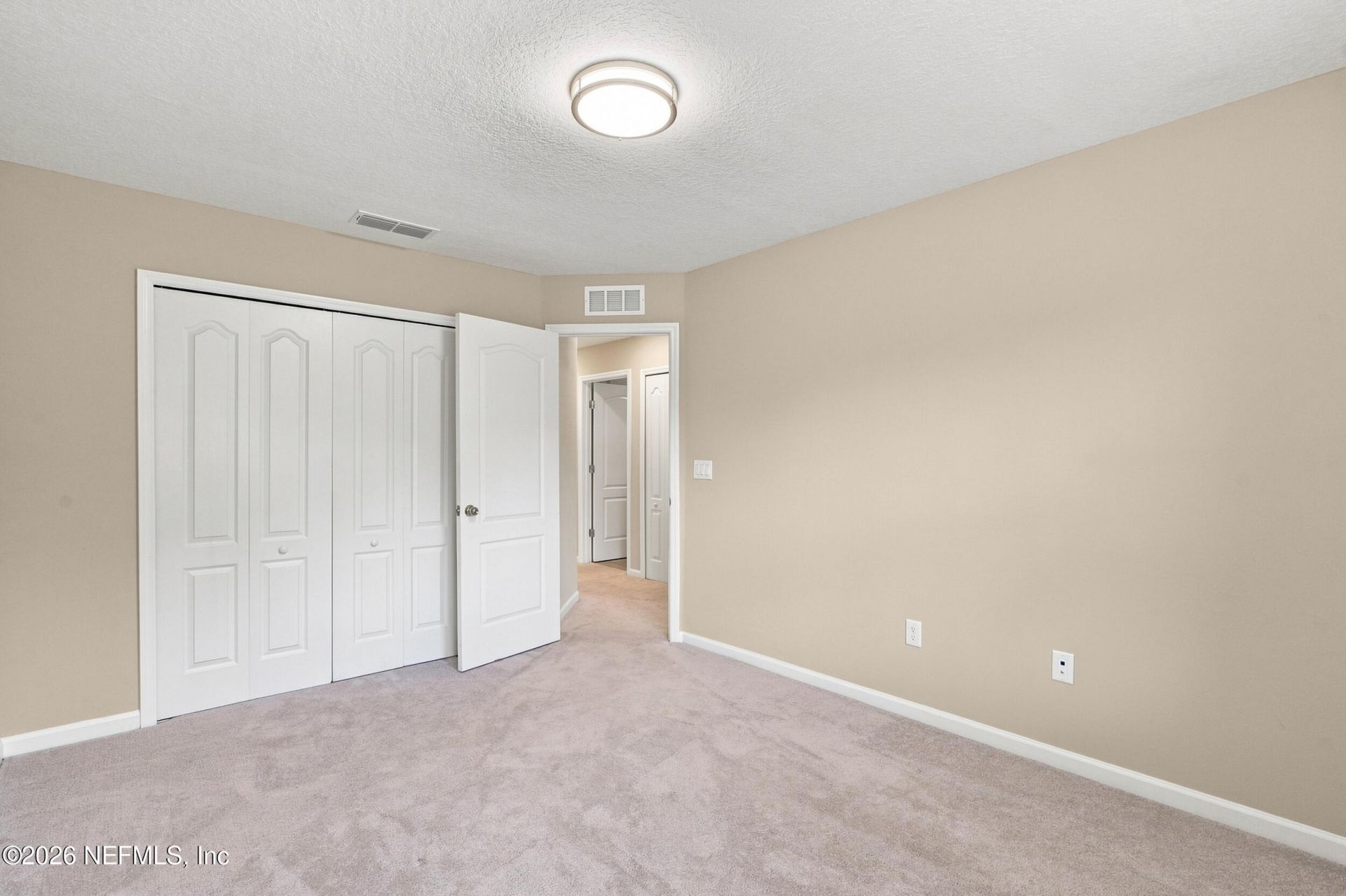 1687 Pottsburg Point Drive, Jacksonville, FL 32207 Photo