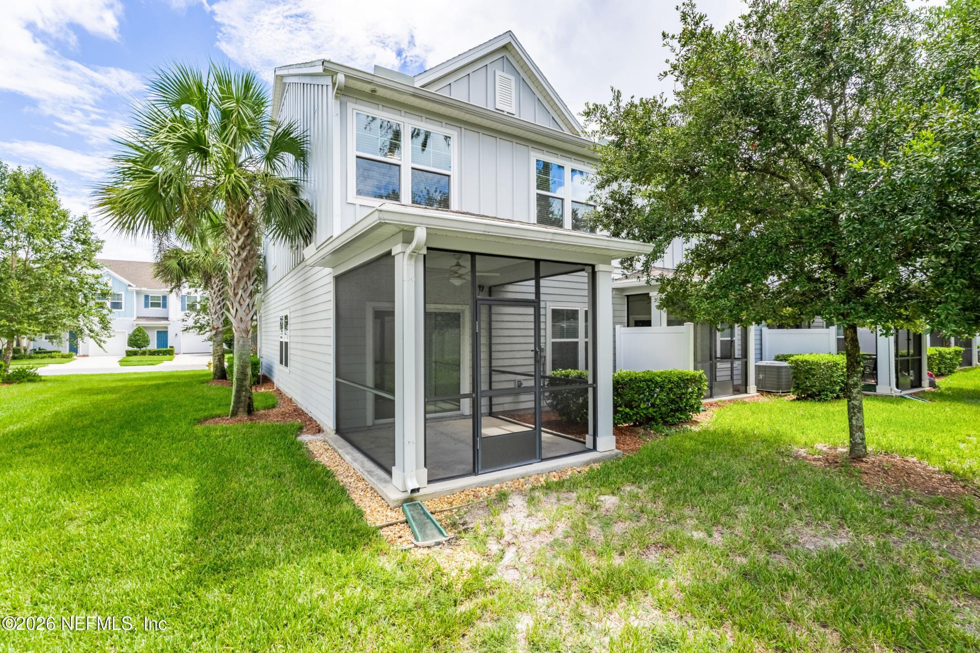 1687 Pottsburg Point Drive, Jacksonville, FL 32207 Photo