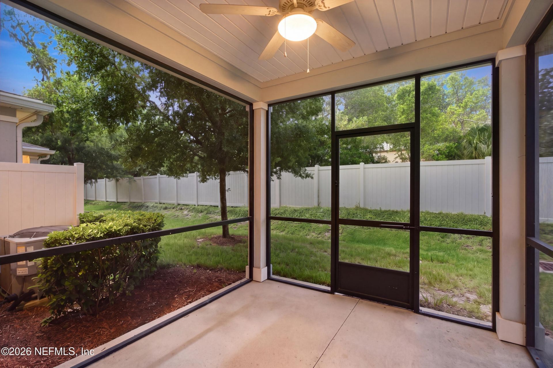 1687 Pottsburg Point Drive, Jacksonville, FL 32207 Photo