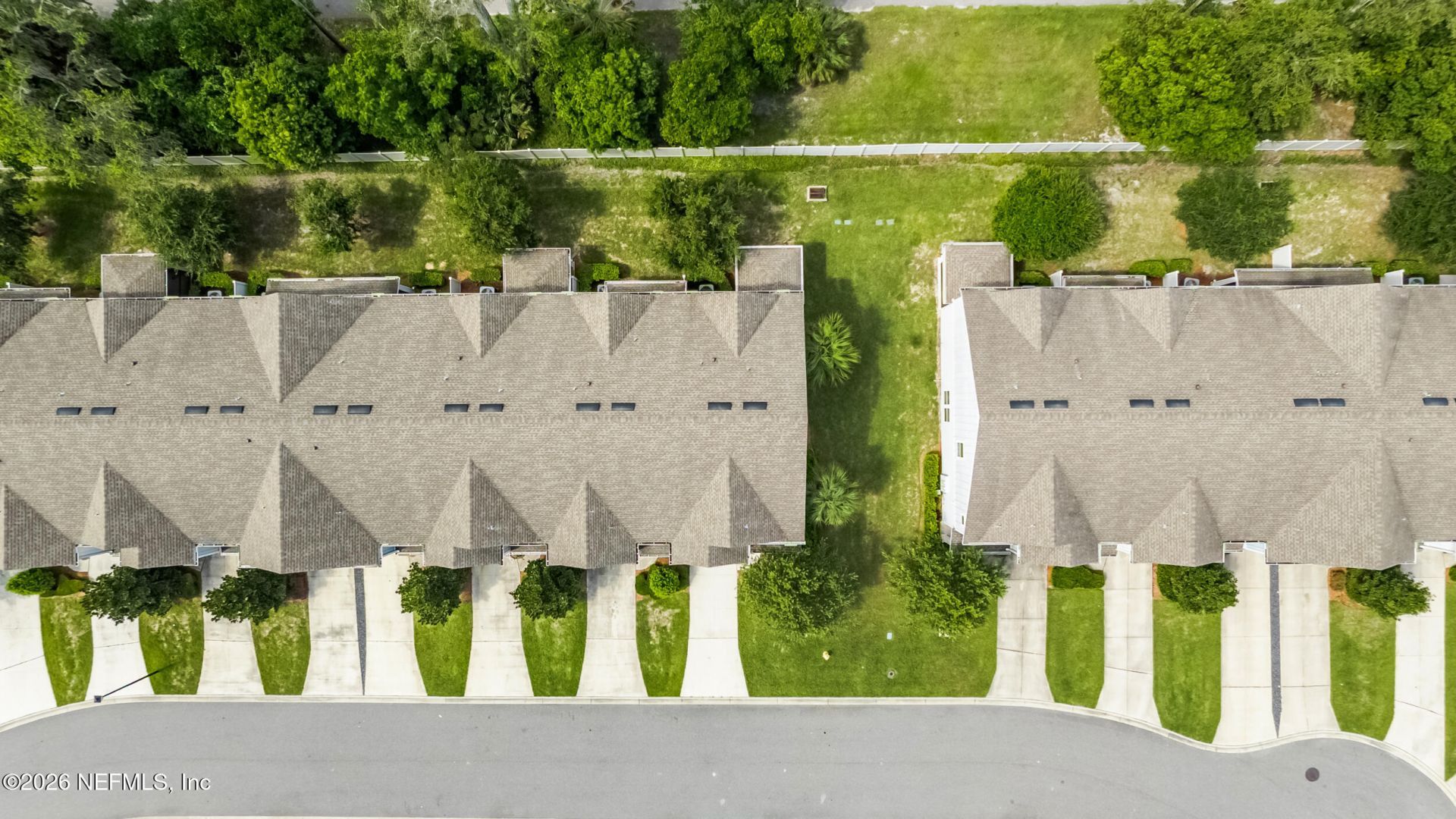 1687 Pottsburg Point Drive, Jacksonville, FL 32207 Photo