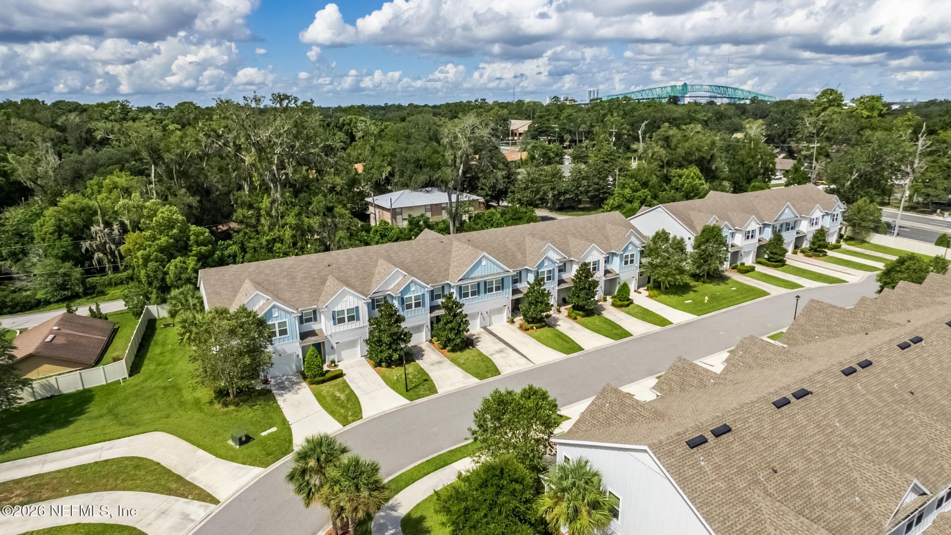 1687 Pottsburg Point Drive, Jacksonville, FL 32207 Photo