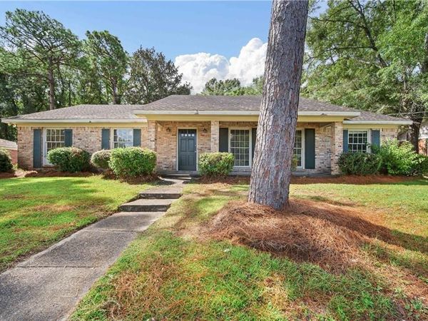 6225 Parkwood Drive , Mobile, AL 36608