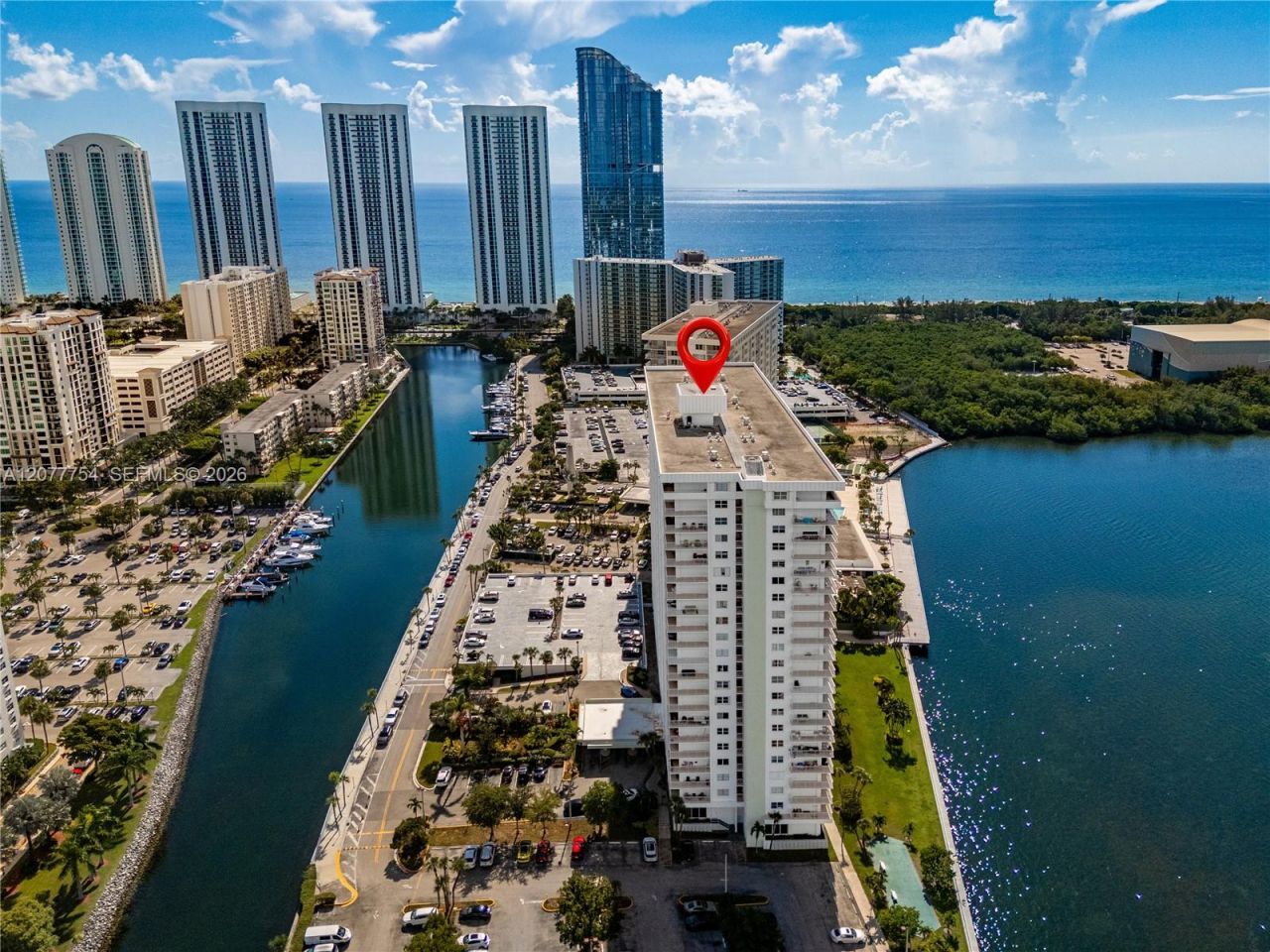 500 Bayview Dr , Unit 825, Sunny Isles Beach, FL 33160 Photo