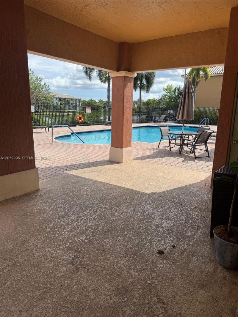 744 SW 106th Ave, Unit 2001, Pembroke Pines, FL 33025 Photo